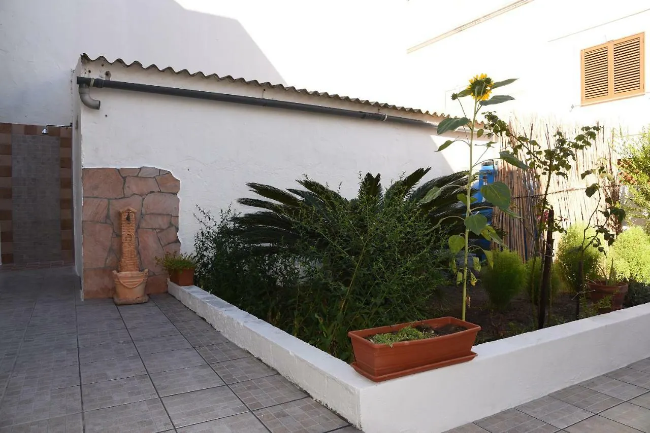 B & B Asfodelo Calasetta 0*,  Italia